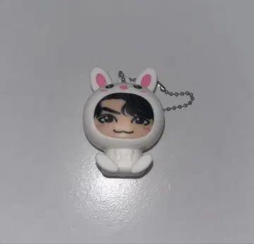카와무라 카즈마 인형옷 키링 토끼