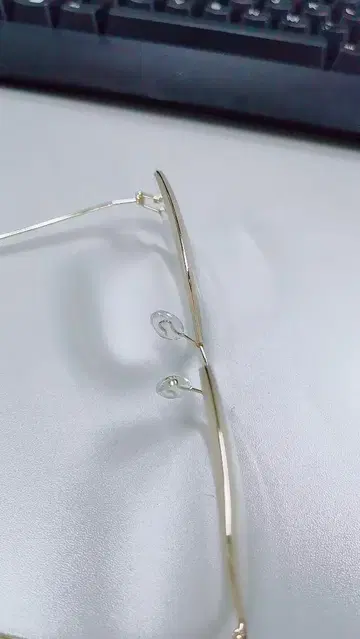 골드 메탈 프레임 PC용 안경
