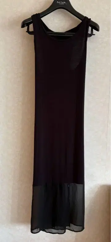 살롱 바이 피치 존 룸웨어