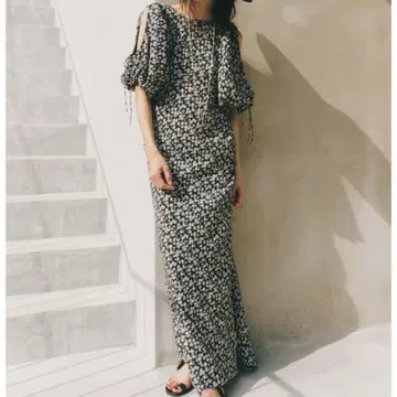 [한 번만 착용] styling/ 플라워 프린트 드레스 롱 원피스