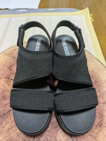 메쉬 블랙 샌들 통굽