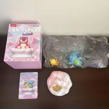 miniso ON CLOUD 픽사 피규어