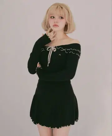 앤드메리 베티 프릴 미니 드레스