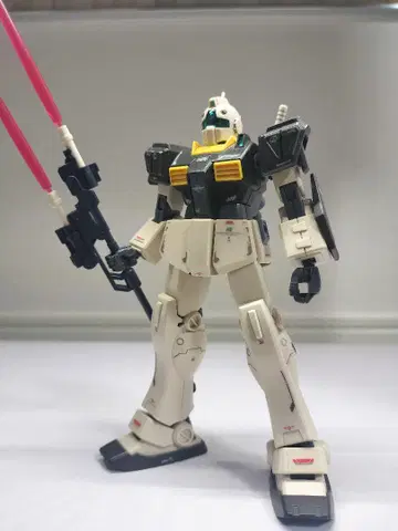 HG 세미 스트라이커