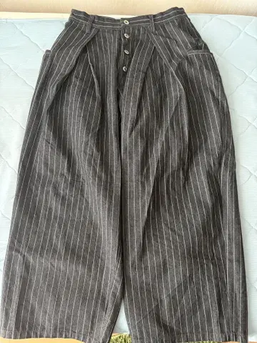 어소트 크로스 탭 배기 팬츠
