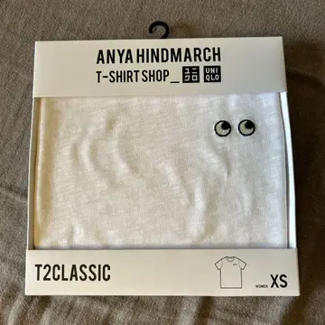 유니클로 ANYA HINDMARCH 슬라브 티셔츠 XS
