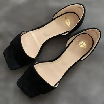 넘버투웬티원 NT 오픈토 샌들 23cm