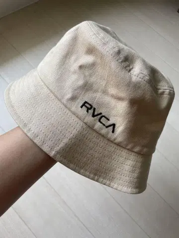 RVCA 햇 new 베이지