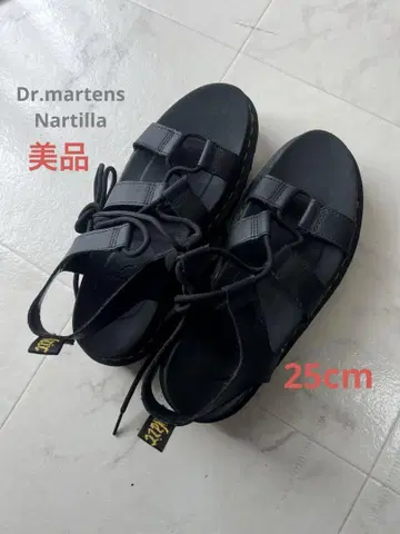 Dr.martens Nartilla 샌들