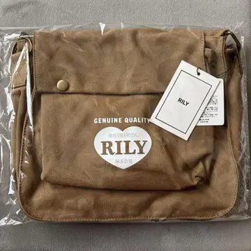 RILY 하트 로고 게임 백