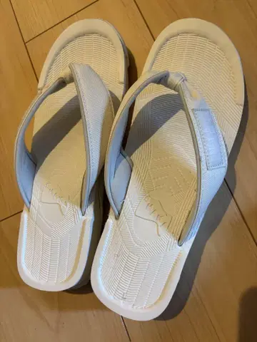 SHAKA 샤카 화이트 비치 샌들