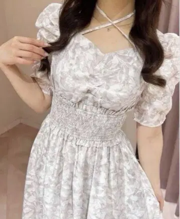 AnMILLE 안미르 플라워 크로스 플레어 OP 원피스 꽃무늬 원피스