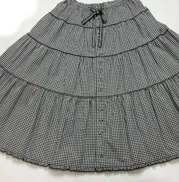새상품급입니다. 핑크하우스 캉캉 스커트 블랙 화이트 깅엄 체크