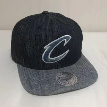 Mitchell & Ness NBA Cavaliers Cap 프리 사이즈