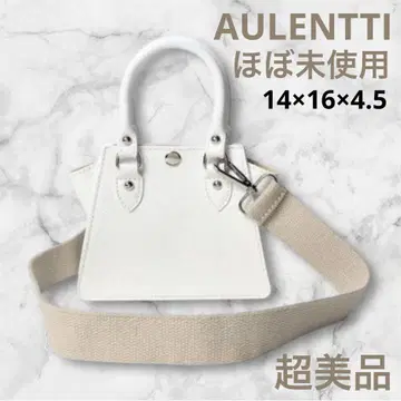새상품급 AULENTTI 미니 백 화이트 가죽 마이크로 백 네미카