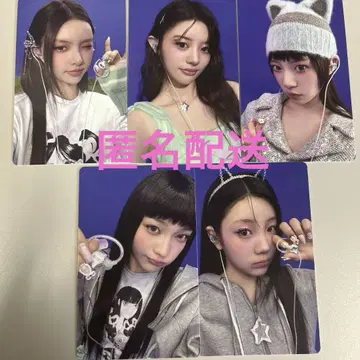 illit bomb merch ver 이어폰 이어모니 트레이딩 카드 세트
