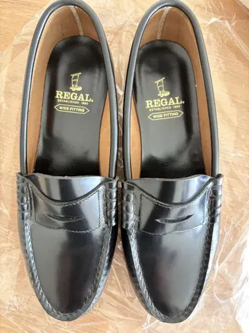 REGAL 블랙 로퍼 와이드 피팅