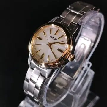컨디션 최상 SEIKO 세이코 1B21 실버 골드 베젤 솔라 시계
