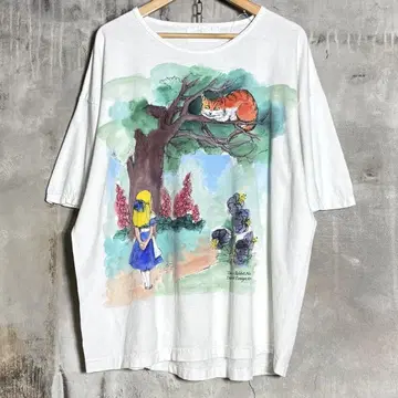 이상한 나라의 앨리스 티셔츠