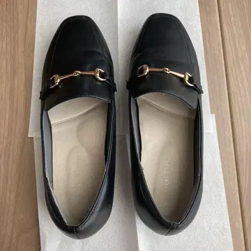 오리엔탈 트래픽  뛰는 펌프스