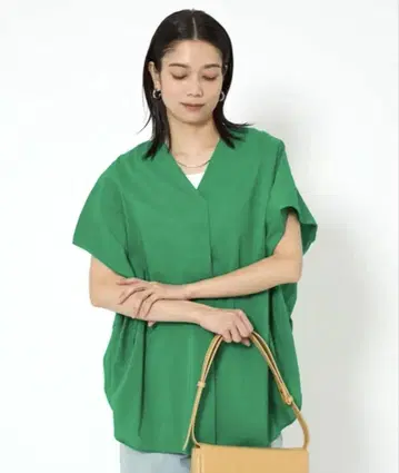 블라우스 셔츠 숄더 턱 스키퍼 그린
