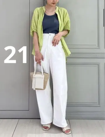 새상품 yanuk 야누크 JOAN AWH 화이트 데님 21