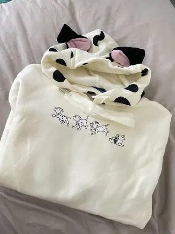 디즈니 101마리 강아지 후드티 M