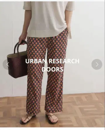 URBAN RESEARCH DOORS 컨디션 최상 프린트 이지 팬츠