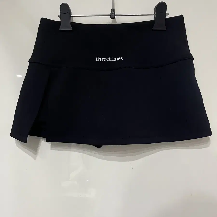 THREETIMES Athletic flared skirt スカート THREETIMES | 쓰리타임즈 three-times athletic flared skirt on