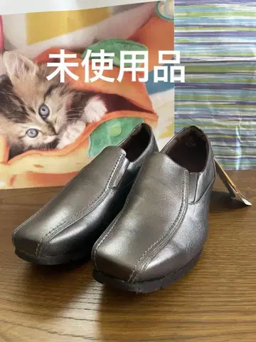 Pedala 다크 브라운 로퍼 택 포함