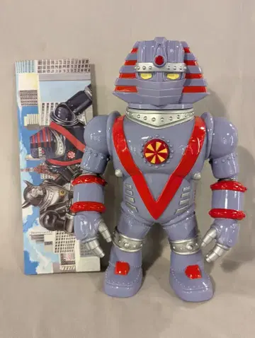 SotakuToys TakuBot Giant 2nd version