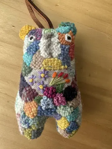 다닝 자수 스트랩 곰 F