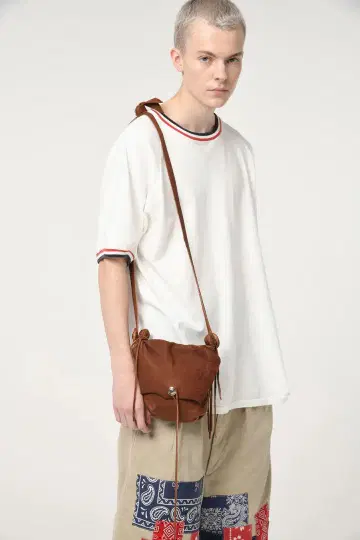 BOWWOW DEER SKIN BAG BROWN