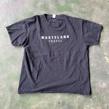 wasteland travel 티셔츠