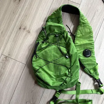 cp company 숄더백