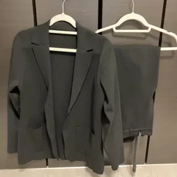 파자마 수트