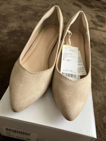 GLOBAL WORK 라쿠숀 발수 힐 펌프스 23.0cm~23.5cm