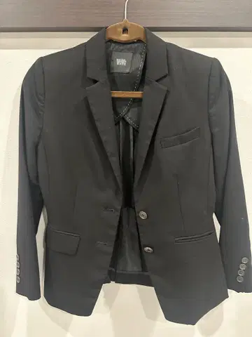 Vivi 블랙 정장 자켓 9호