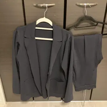 파자마 수트