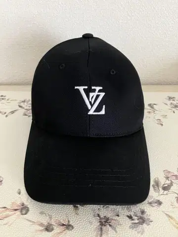 VARZAR VZ 로고 블랙 캡