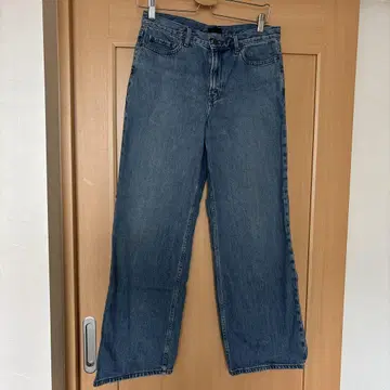 새상품급 UNIQLO 배기 진 와이드 데님 25인치