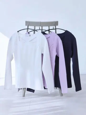 overE 스퀘어 넥 스트랩 티셔츠