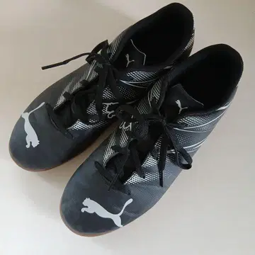 Puma 풋살화 블랙/화이트