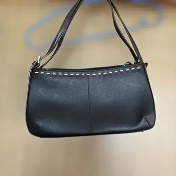 브라운 스트랩 핸드백