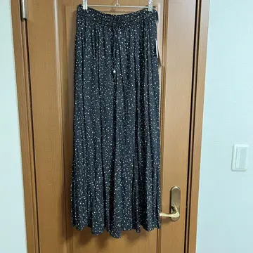글로벌 워크 에어리 릴랙스 플레어 롱 스커트