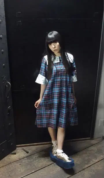 MEMUSE 체크 꽃무늬 원피스
