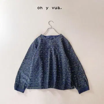 on y vua. 나투란 취급 올 자수 꽃무늬 블라우스
