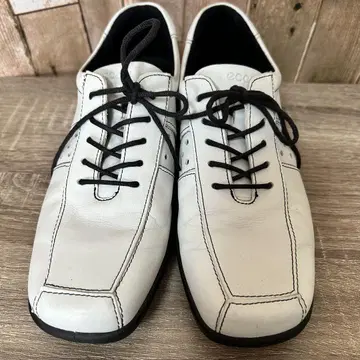ecco 화이트 가죽 레이스업 슈즈