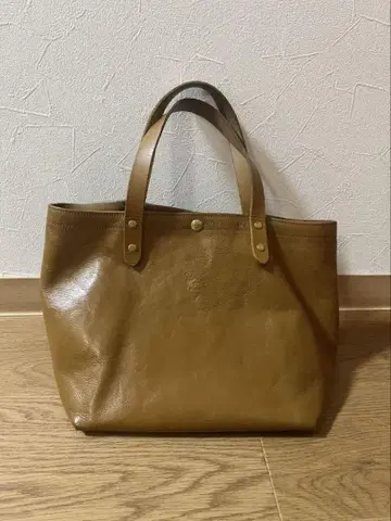 브라운 가죽 토트백