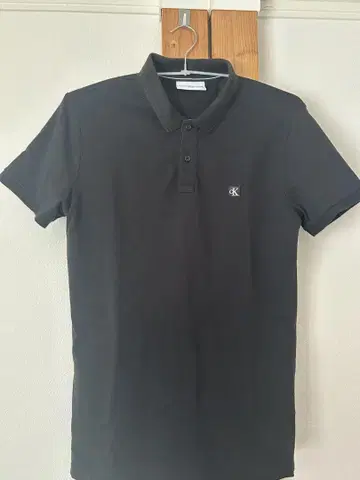 CK 블랙 피케 셔츠